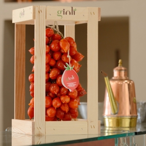 Tomate Lapillo Rouge Dans un présentoir en bois Kg. 1,5