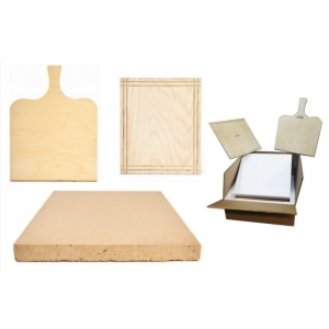 Kit refractory stone with wooden shovel and wooden cutting board
